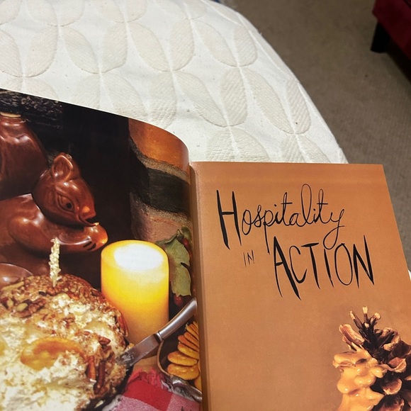 EUC hardback book. Amy Sedaris I like you: Hospitality Under the Influence. - Picture 5 of 13